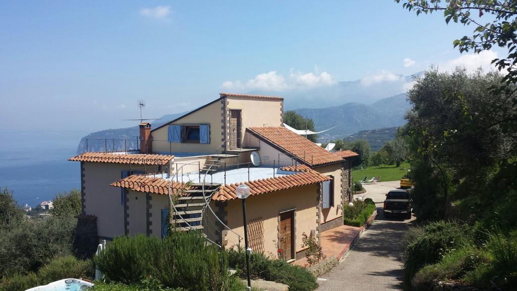 Villa Li Schisani Соренто Екстериор снимка